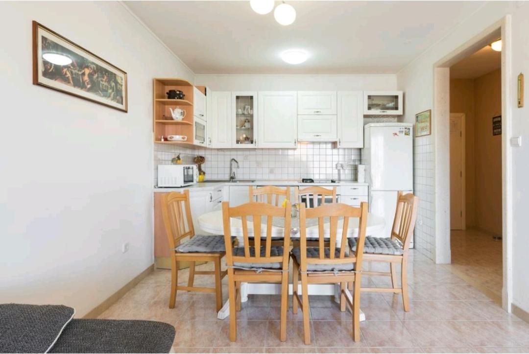 Apartments Siesta ซูมาร์ติน ภายนอก รูปภาพ