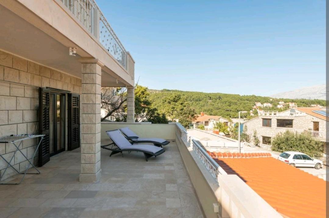 Apartments Siesta ซูมาร์ติน ภายนอก รูปภาพ